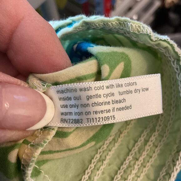 Keren Hart White Floral Embroidered Smocked Boho/Peasant Top Sz M - Picture 8 of 9